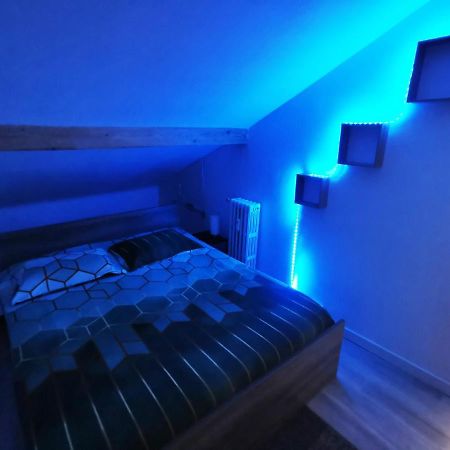 Bagneux Paris Confort Netflix Rer B Buitenkant foto